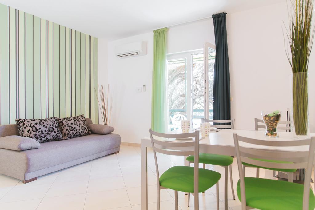 Apartments Sea View Omiš Buitenkant foto