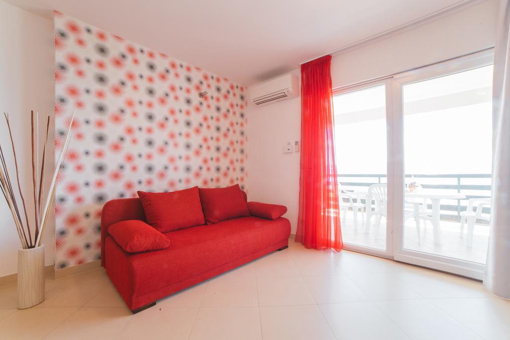 Apartments Sea View Omiš Buitenkant foto
